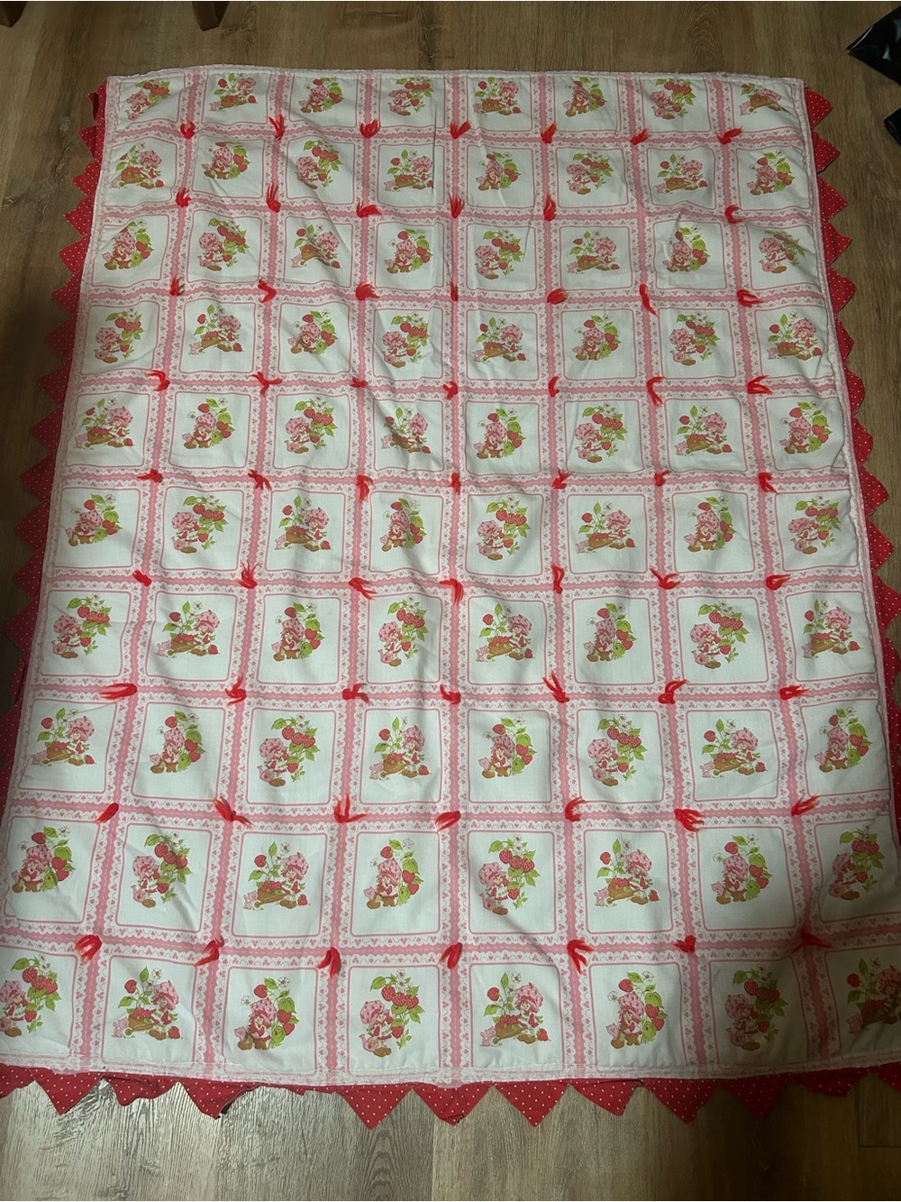 Handmade Strawberry Shortcake Cotton Quilt for Toddler Bed
